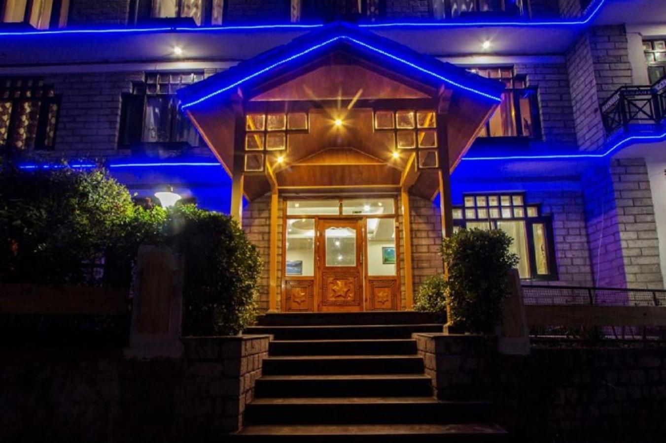 White Mountain Manāli Exterior foto